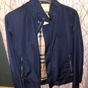 Mens medium Burberry windbreaker authentic